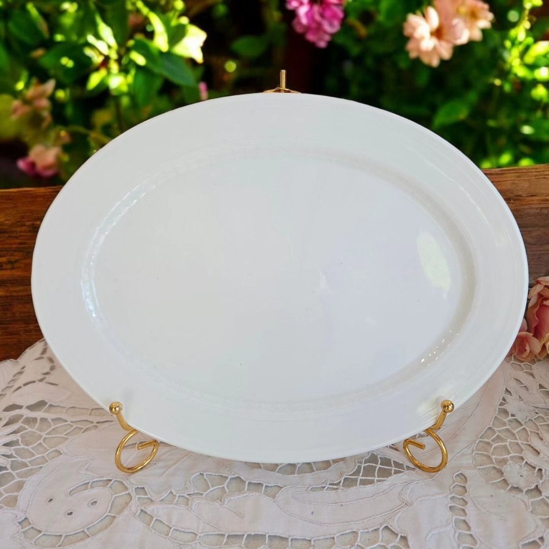 Villeroy & Boch Serving Plate (Category: Dinnerware & Cutlery) located in Taguig. Submitted by poshdepot_ (Listing ID 1437447099, Image 1). Description: Villeroy & Boch Serving Plate Germany 13" x 9.5" Vgc 6 available .