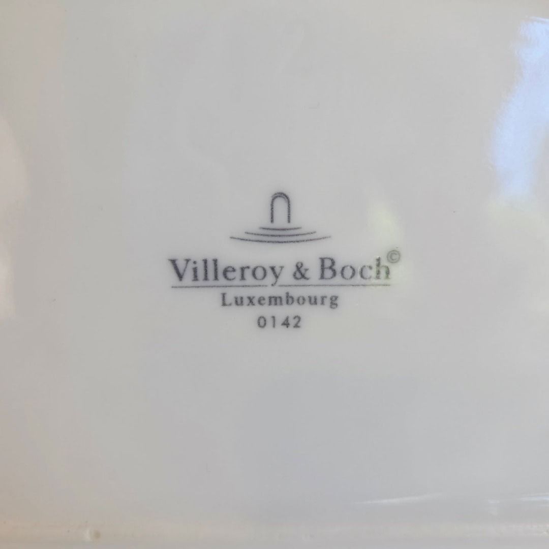 Villeroy & Boch Serving Plate (Category: Dinnerware & Cutlery) located in Taguig. Submitted by poshdepot_ (Listing ID 1437447099, Image 2). Description: Villeroy & Boch Serving Plate Germany 13" x 9.5" Vgc 6 available .