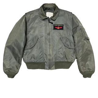(Category: ) located in . Submitted by yerk_streetwear (Listing ID 1437526312, Image 1). Description: .