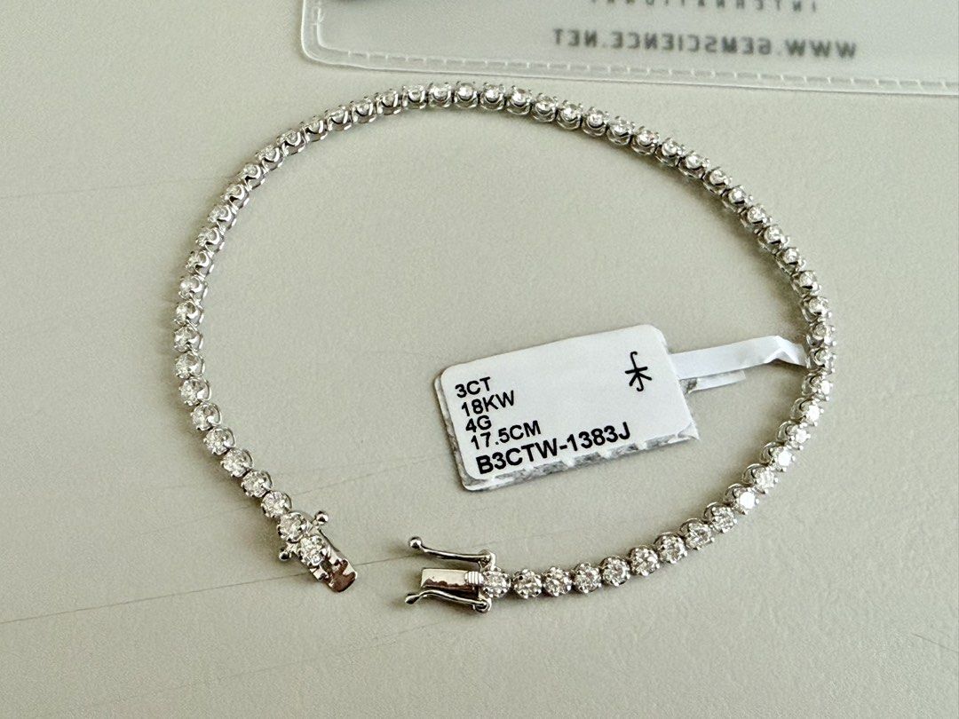18K White Gold Diamond Bracelet (Category: Bracelets) located in Manila. Submitted by mochimates (Listing ID 1437611485, Image 3). Description: - 18K white gold bracelet - Features natural round brilliant cut diamonds - Total diamond weight: 3.00 ct - Includes Certificate of Authenticity from Gemological Science International (GSI) - Bracelet length: 17.5cm Payment Method GoTyme BPI Gcash + 15 pesos Slightly negotiabile if paid ASAP.