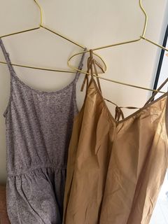 (Category: ) located in . Submitted by wardrobeloop (Listing ID 1437635575, Image 1). Description: .