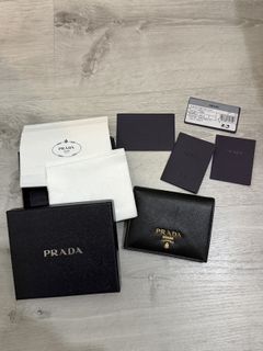 Bags, Shoes and Accessories （手袋/鞋/手飾） Collection item 2