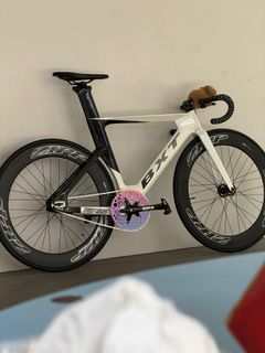 (Category: ) located in . Submitted by cycling_7 (Listing ID 1437689826, Image 1). Description: .