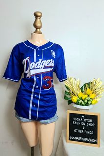 (Category: ) located in . Submitted by donaeryshfashionshop (Listing ID 1437754739, Image 1). Description: .