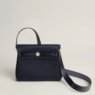 （分類：）位於 。 由 monmystore 提交（商品編號 1437756858，圖片 1）。簡介： 。