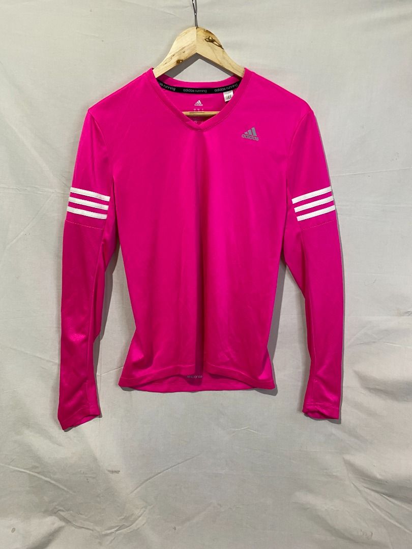 ADIDAS RUNNING RESPONSE LONG SLEEVE TEE (MAGENTA) (Category: Activewear) located in Antipolo. Submitted by canadafindss (Listing ID 1437671926, Image 1). Description: Visit & Follow Canada Finds for more premium thrift, streetwear, vintage, techwear, activewear, and branded finds from Canada 🇨🇦 More items posted regularly: https://www.carousell.ph/u/canadafindss ADIDAS RUNNING RESPONSE LONG SLEEVE TEE (MAGENTA) Brighten up your running rotation