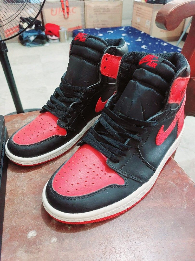Air Jordan 1 Retro High OG Bred Toe (Category: Sneakers) located in Cavite. Submitted by ac_24 (Listing ID 1437602671, Image 2). Description: RUSH 1600 ORIG JORDAN 1 SIZE 9 SLIGHTLY FLAW S GILID NOT SO VISIBLE NO BOX GALING US ✔️ pick up or lalamove ✔️ don bosco parañaque.