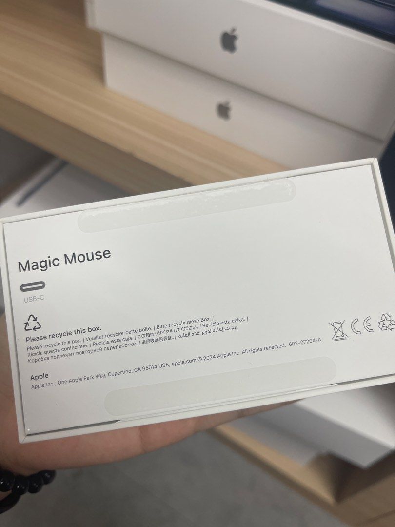 Apple MacBook product empty box452775883068549124
