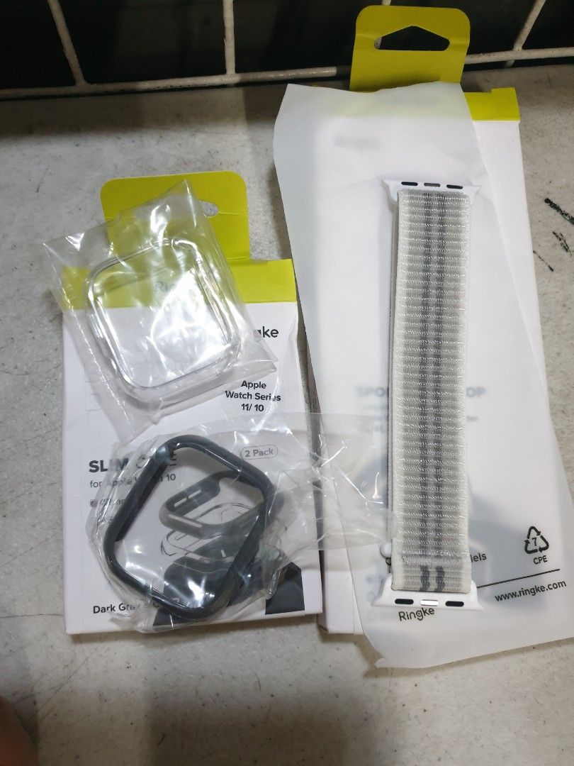 Apple Watch 10 42mm Slim Case and Strap Ringke Bundle Opened Packaging Negotiable (Category: Cases & Sleeves) located in Cainta. Submitted by nighelking (Listing ID 1437751415, Image 2). Description: Two items for 700 only Good as new Original Ringke Items Made in Korea For Apple Watch 10/11 42mm message me for other design or size.