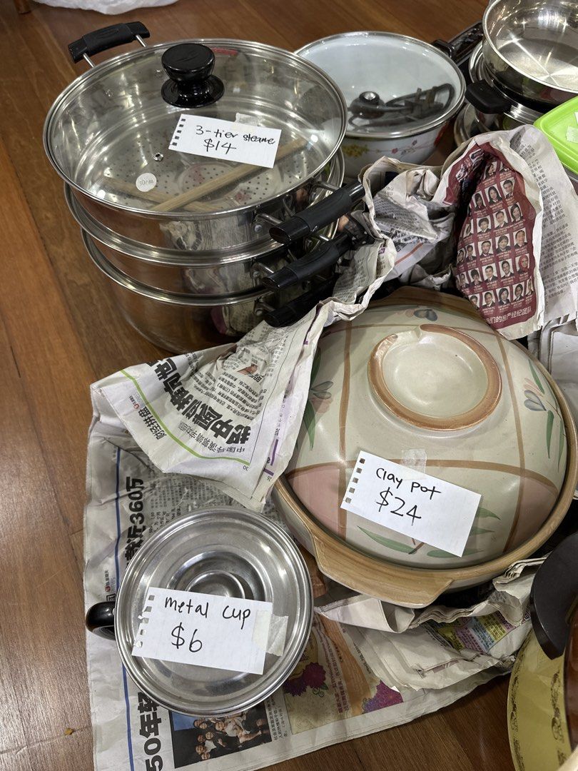 Assorted Kitchenware452959828842260482