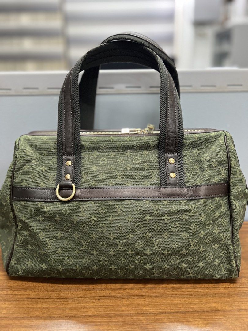 Authentic LV mini Lin Josephine bag (Category: Luxury Bags & Wallets) located in Cagayan de Oro. Submitted by riggstuffs (Listing ID 1437639903, Image 2). Description: ➡️ Guaranteed Authentic LV Khaki Mini Lin Josephine GM bag ➡️ With code and made in France ➡️ Clean interior, large and spacious, ➡️ Exterior area is in very good condition, Minimal signs of use at the leather trimmings. ➡️ No other inclusion Disclaimer: Riggstuffs is not associate