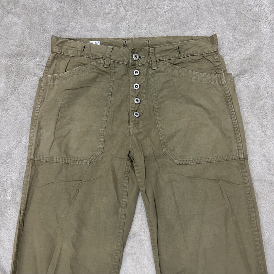 baker pants (Category: Jeans) located in Zamboanga. Submitted by sapananga (Listing ID 1437726392, Image 3). Description: vintage clip tab baker pants buckle back size 2 31W x 39L 7.5Hem details are posted.