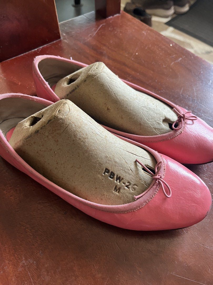 Bloch Pink Ballet Flats Size 7.5 (Category: Flats & Sandals) located in Quezon City. Submitted by rebekkapacs29 (Listing ID 1437678723, Image 2). Description: .