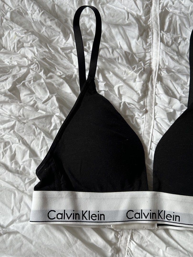 BNWT Calvin Klein Black Modern Cotton Lined Triangle Bralette Bra (Category: Undergarments & Loungewear) located in Quezon City. Submitted by cstuff_forsale (Listing ID 1437628589, Image 2). Description: 💌 brand new with tags 💌 guaranteed authentic, i bought this from the Calvin Klein US website in late 2024 💌 srp PHP 3950 💌 size: extra small, xs 💌 no lowballing pls! will be ignored 💌 loc: quezon city 💌 rfs: need an s or m! .