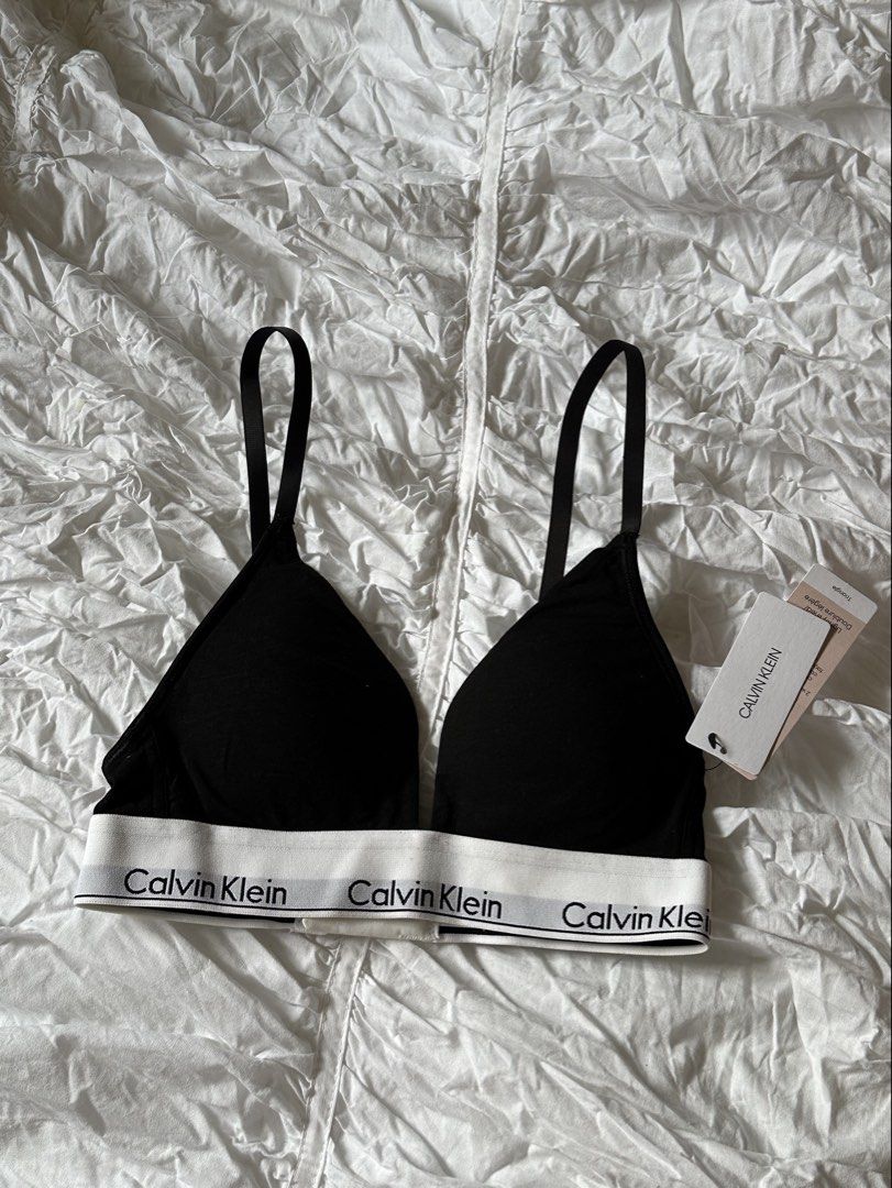 BNWT Calvin Klein Black Modern Cotton Lined Triangle Bralette Bra (Category: Undergarments & Loungewear) located in Quezon City. Submitted by cstuff_forsale (Listing ID 1437628589, Image 1). Description: 💌 brand new with tags 💌 guaranteed authentic, i bought this from the Calvin Klein US website in late 2024 💌 srp PHP 3950 💌 size: extra small, xs 💌 no lowballing pls! will be ignored 💌 loc: quezon city 💌 rfs: need an s or m! .