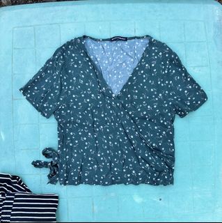 (Category: ) located in . Submitted by happywind.8 (Listing ID 1437628195, Image 1). Description: .