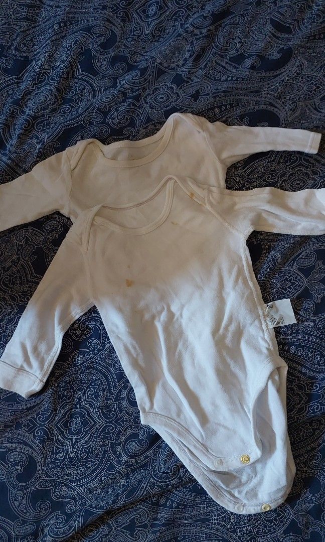 Onesies and bathrobe for 3-6months (Category: Babies & Kids Fashion) located in Cavite. Submitted by wendyshop (Listing ID 1437742454, Image 3). Description: .