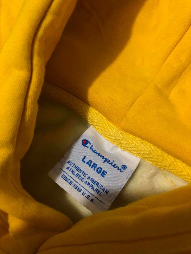 Champion x A Bathing Ape Collab Hoodie (Category: Coats, Jackets and Outerwear) located in Manila. Submitted by thriftyjii (Listing ID 1437753874, Image 3). Description: Size: Large - Semi X-Large Like New Condition Cut washtags Needs Wash Color Rate: 10/10.