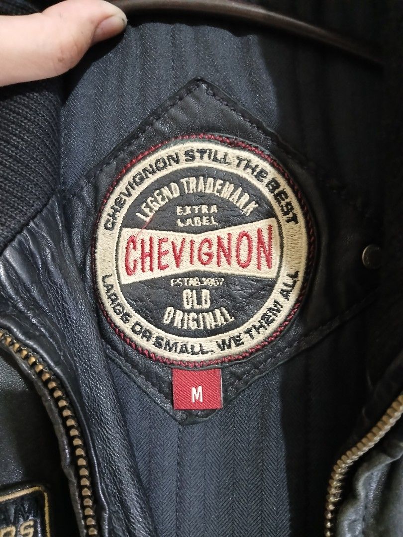 Chevignon Leather Jacket - Size M (Category: Coats, Jackets and Outerwear) located in Quezon City. Submitted by ugb13 (Listing ID 1437743754, Image 3). Description: Chevignon leather jacket, Carousell just doesn't have Chevignon as a brand I could list it as since it is French - Size: Medium (European, Large for Asia) - Features: Patches, ribbed collar/cuffs/hem, zipper closure - Material: 100% sheepskin leather exterior, 47% polyester/ 53% cotto