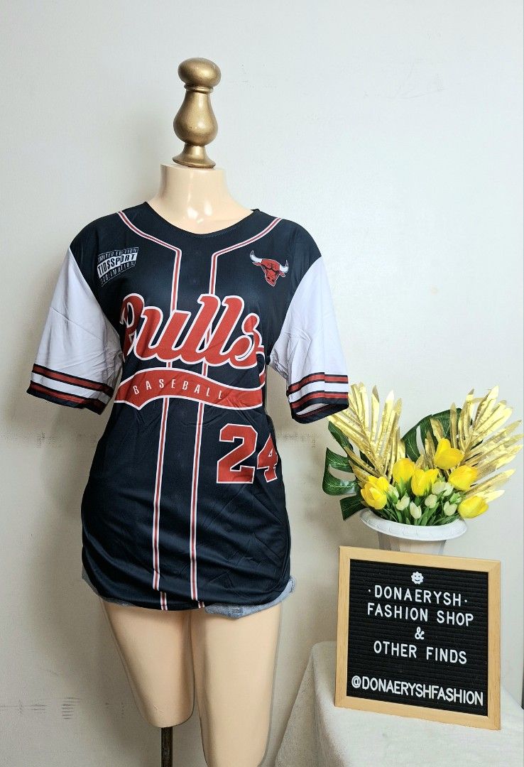 😍Chicago Bulls Baseball Jersey 3D Full Sublimation (Category: Activewear) located in Rizal. Submitted by donaeryshfashionshop (Listing ID 1437755697, Image 2). Description: 🌻 Micro-Polyester 100% 🌻 UNISEX Sporty Style Casual Shirt 🌻 One size only: 44in chest x 30in length 🌻 soft material 🌻 Imported: Thailand 🌻 Brand: Bacon 🌻 Condition: Brand New 🔥 We strive to provide accurate descriptions and photos, but colors may vary slightly due to 