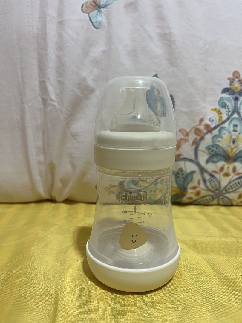 Chicco feeding bottle (Category: Breastfeeding & Bottle Feeding) located in Manila. Submitted by trixiakriz45954 (Listing ID 1437704964, Image 1). Description: Chicco feeding bottle 150 mL opened and sterilized but not used..