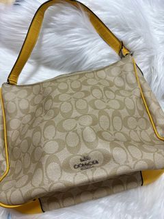 (Category: ) located in . Submitted by alleyshop (Listing ID 1437652968, Image 1). Description: .