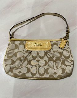 (Kategori: ) berada di . Dikirim oleh rosetale (ID iklan 1437662982, Gambar 1). Deskripsi: .