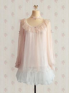 (Category: ) located in . Submitted by adore.armoire (Listing ID 1437676239, Image 1). Description: .