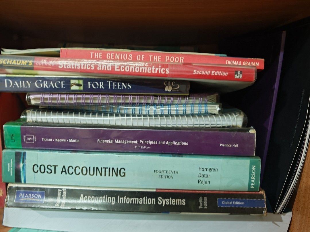 Cost accounting Pearson Horngren 14th edition (Category: Textbooks) located in Caloocan City. Submitted by dianethriftstore (Listing ID 1437593175, Image 3). Description: Horngren datar Rajan fourteen edition.