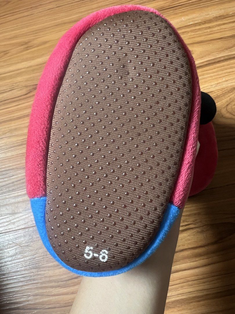 Disney Mickey Mouse Slippers Size 5-6 (Category: Babies & Kids Fashion) located in Cavite. Submitted by putenten (Listing ID 1437611107, Image 3). Description: - Mickey Mouse slippers - Size: 5-6 - Features a red and blue design - Mickey's face on top - Non-slip sole - Keeps feet warm and cozy - Great for Disney fans!.