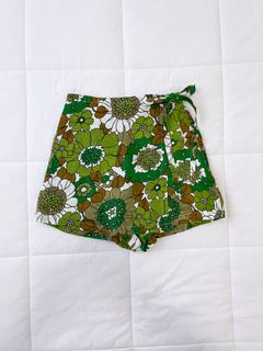 (Category: ) located in . Submitted by jasmin.shop (Listing ID 1437698763, Image 1). Description: .