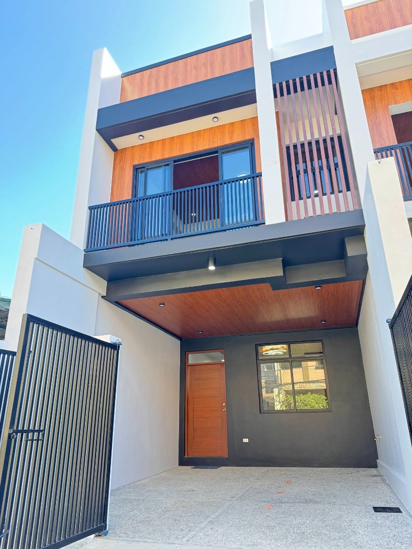 (Category: ) located in . Submitted by 7lightsrealestatebrokerage (Listing ID 1437653217, Image 1). Description: .
