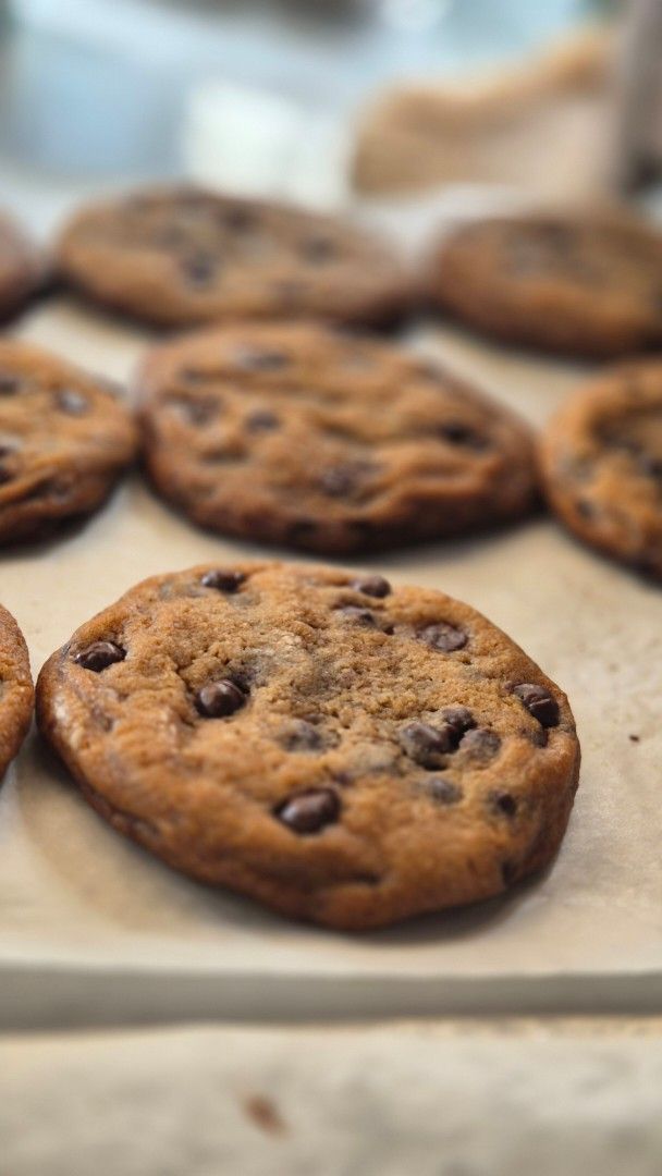Freshly Baked Chocolate Chip Cookies (Category: Packaged & Instant Food) located in Quezon City. Submitted by maryann17 (Listing ID 1437713774, Image 1). Description: -looking for party giveaways try this chocolate chip cookies crunchy outside soft and chewy inside - Homemade chocolate chip cookies - Baked fresh - Packed with chocolate chips - Great for sharing or enjoying alone - 1 pack 4pcs inside around 51g per serving - Order yours now!.