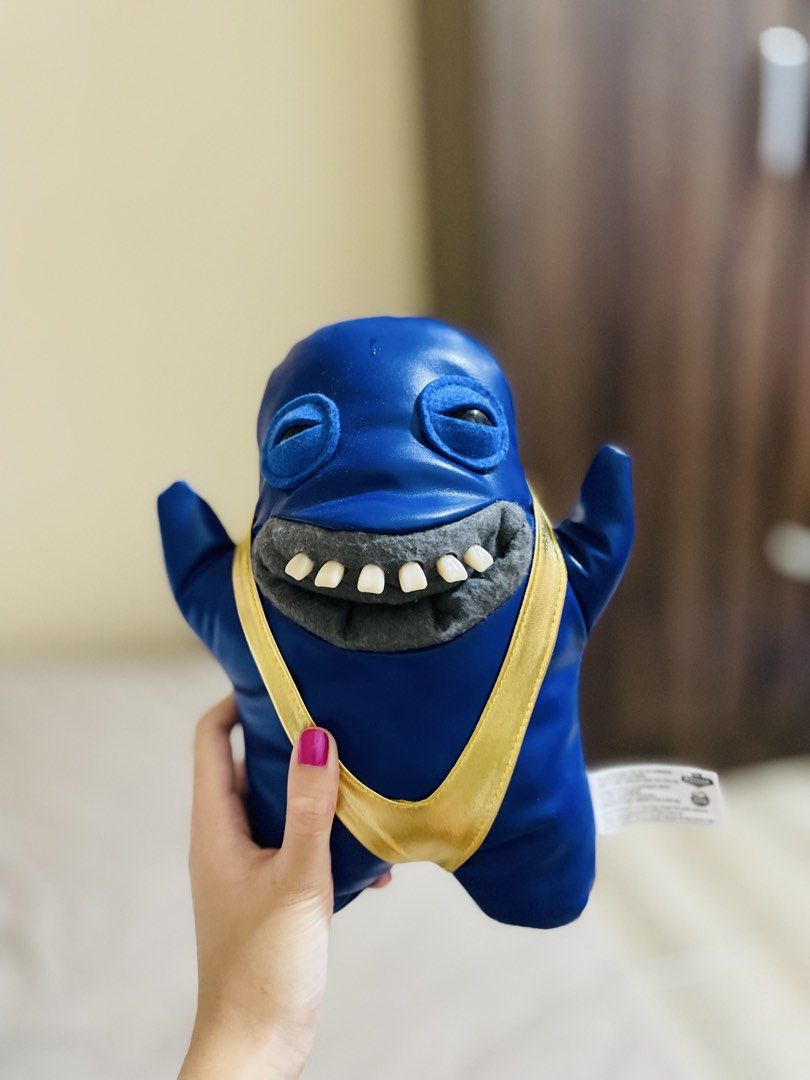 Fuggler Gold Fuggs 9 inch (Category: Designer & Blind Box Toys) located in Santa Rosa. Submitted by aerislove (Listing ID 1437676793, Image 1). Description: - no box - i dont like it anymore na 🥹 - parang brand new padin - please buy it na guys , need funds 😞❤️.