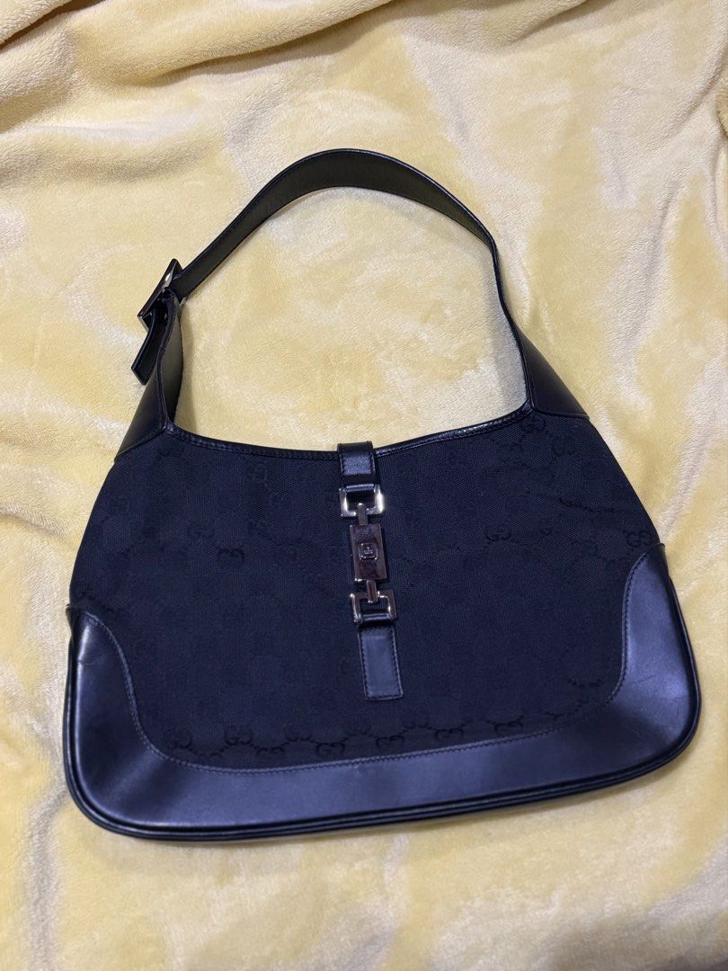 Vintage Gucci jackie (Category: Luxury Bags & Wallets) located in Manila. Submitted by pialoved (Listing ID 1437659384, Image 1). Description: .