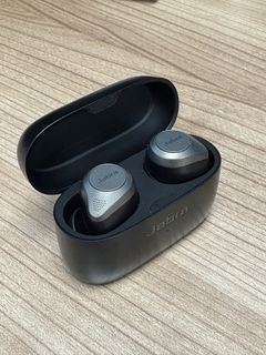 （分類：）位於 。 由 lbj232020 提交（商品編號 1437731622，圖片 1）。簡介： 。