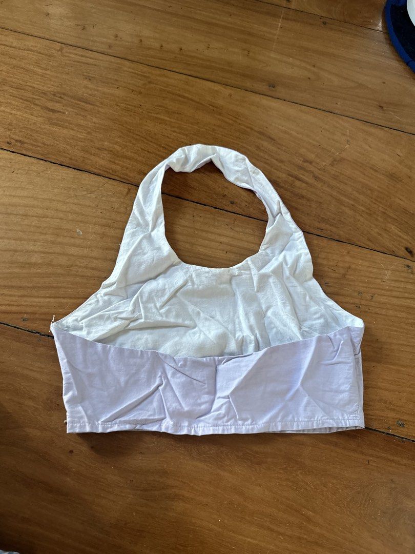 June 12 The Label Halter Top (Category: Sleeveless) located in Quezon City. Submitted by cam.declutters (Listing ID 1437667937, Image 3). Description: - June 12 The Label halter top - Light purple color - Halter neckline - Cropped design - Made of soft fabric - Dress up or down.