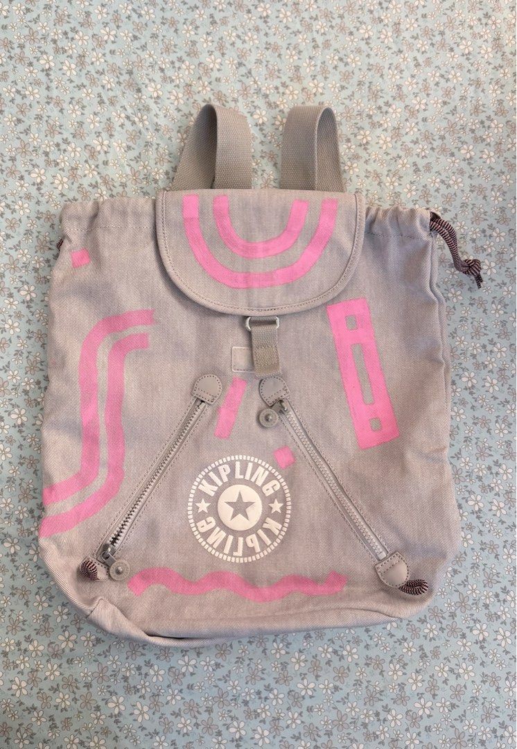 Kipling Backpack (Category: Backpacks) located in Singapore. Submitted by longlongtimestore (Listing ID 1437633617, Image 1). Description: In Very good condition , as good as new. .