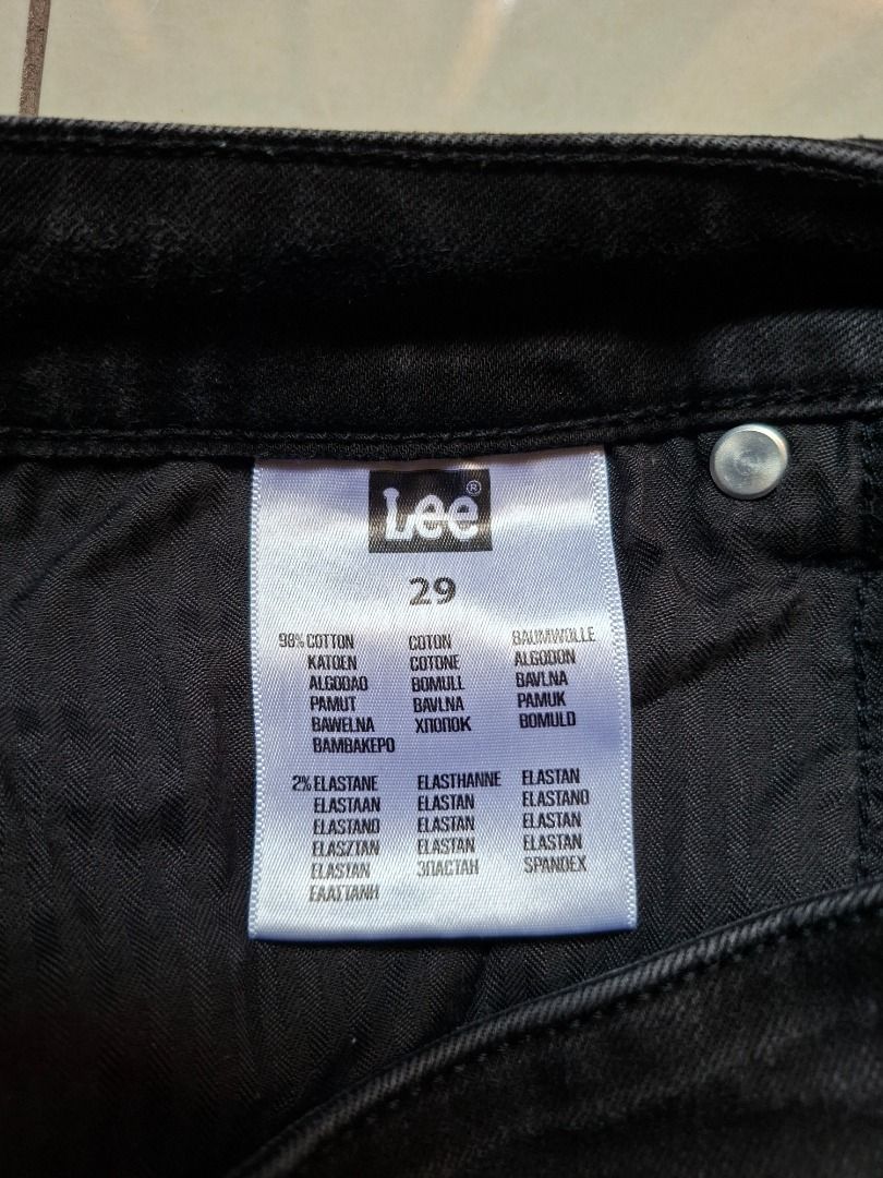Lee Straight Fit Black Jeans (Category: Jeans) located in Quezon City. Submitted by _eugeugeug (Listing ID 1437741115, Image 3). Description: -- DETAILS -- SIZE: 29 on tag RFS: Decluttering -- CONDITION -- Pre-loved No visible flaws -- PAYMENT -- via GCash/Maya -- DELIVERY -- via J&T express via Lalamove Meetup @ Gateway Mall / SM Manila Location @ QC Cubao.