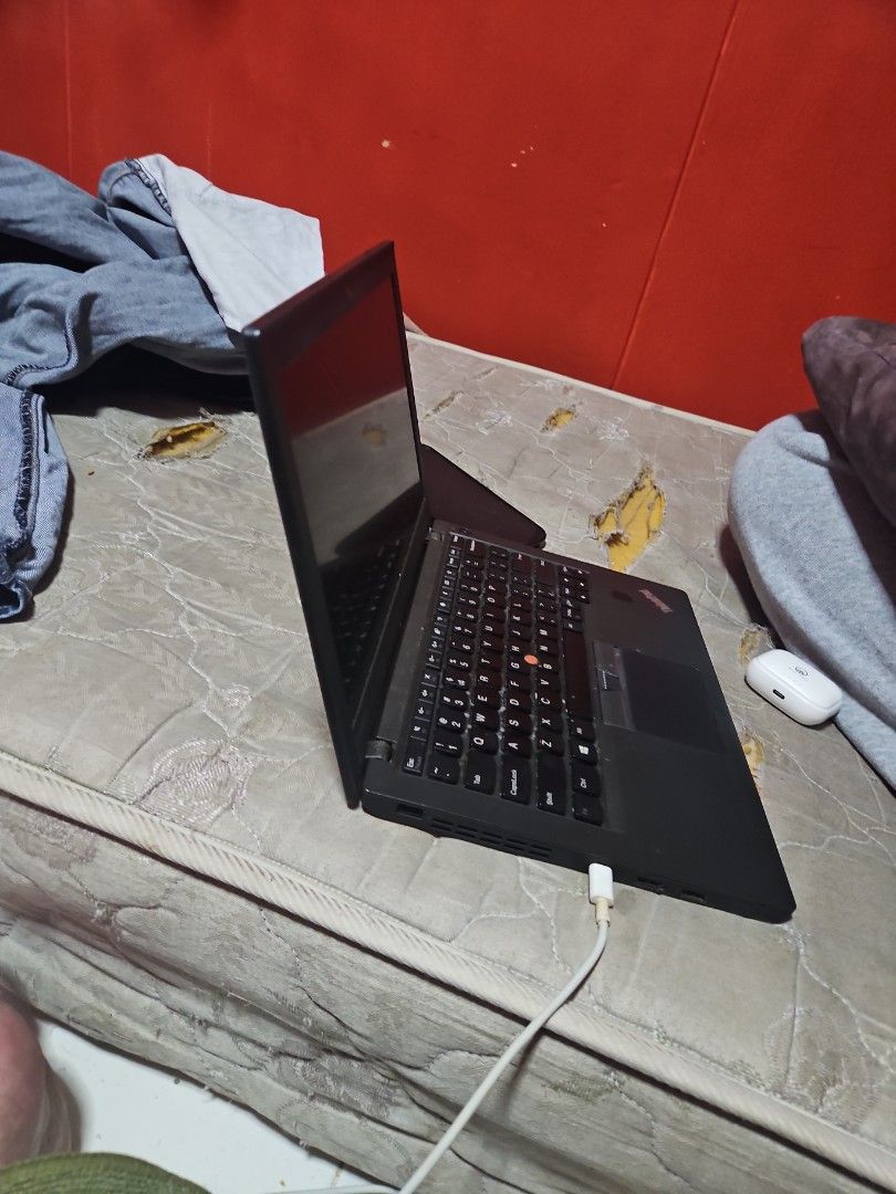 Lenovo ThinkPad Laptop - Windows 10 Pro453220832789155843