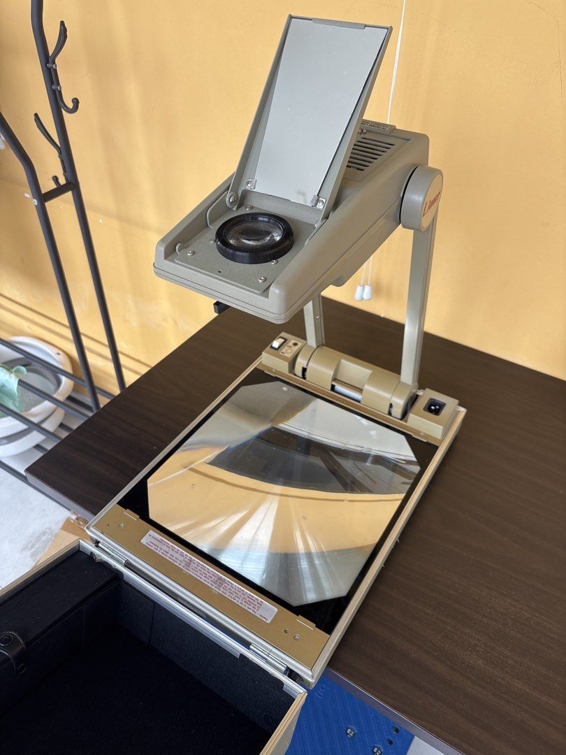 Lioner LP-851 Overhead Projector452901704786268162