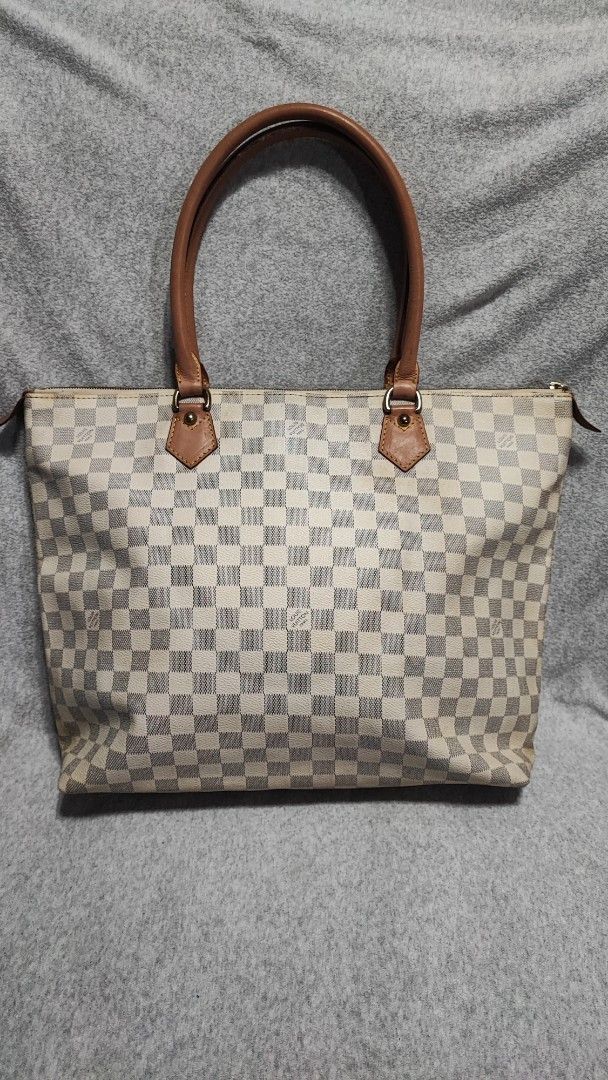Louis Vuitton Damier Azur Tote Bag (Category: Luxury Bags & Wallets) located in Baguio. Submitted by jayrgijc52758 (Listing ID 1437642264, Image 3). Description: Louis Vuitton Damier Azur Canvas Saleya GM Bag In very good condition 1800.