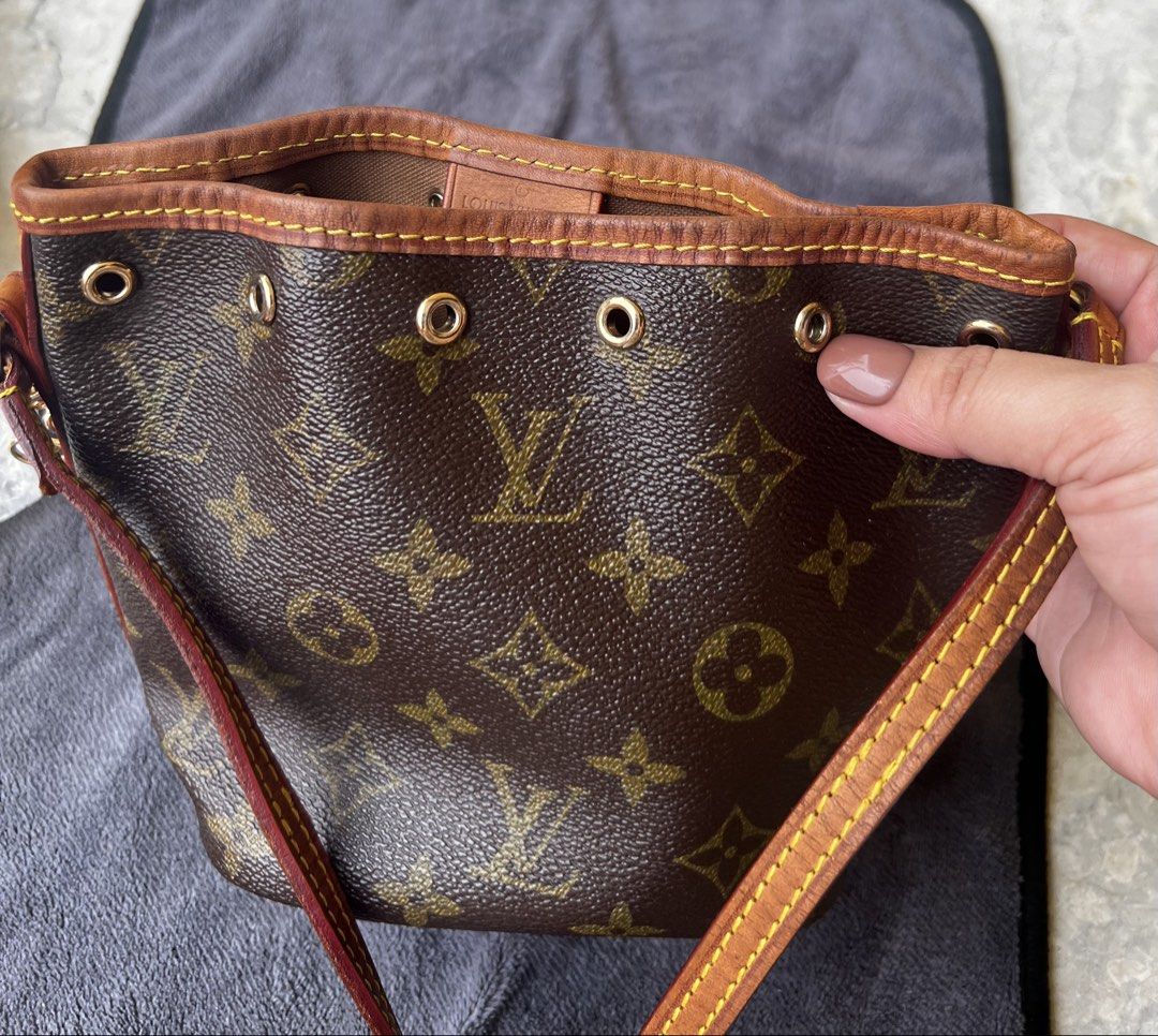 Louis Vuitton mini bucket bag (Category: Luxury Bags & Wallets) located in Valenzuela. Submitted by dianzskiyo (Listing ID 1437617191, Image 2). Description: 📍SELF - AUTHENTICATION📍 Preloved LV monogram mini bucket bag Searchable code 📍 what you see is what you get 📍 Managed ur expectation - this is preloved 📍 Slightly negotiable 📍 All details were already posted (pls check photos para iwas sa redundant na tanong 😉) 📍 Color may vary due t