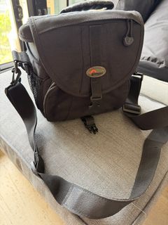 （分類：）位於 。 由 bobbybob6688 提交（商品編號 1437629751，圖片 1）。簡介： 。