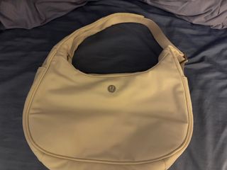 （分類：）位於 。 由 maggieeewong 提交（商品編號 1437694200，圖片 1）。簡介： 。