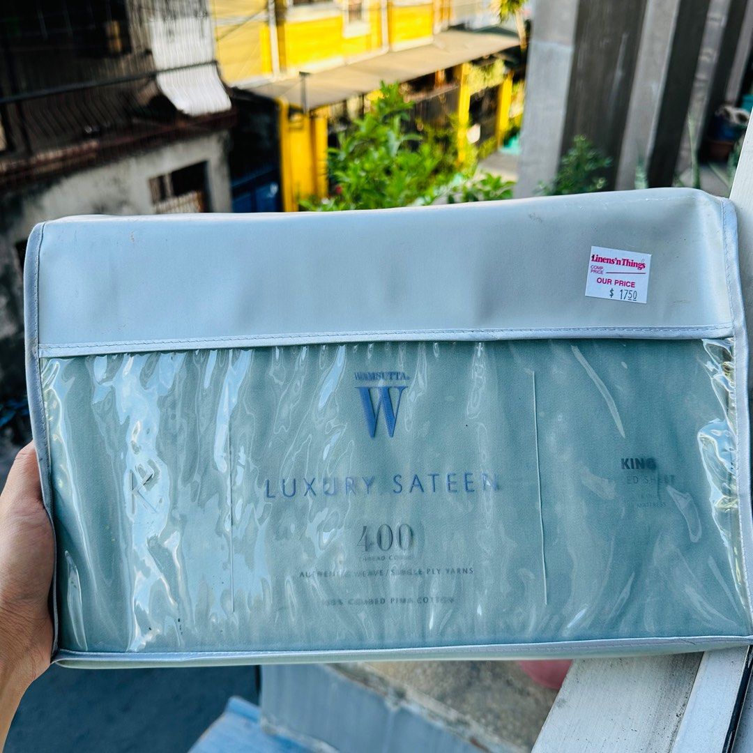 Luxury Sateen 400 Thread Count Bedsheet Set – King Size, 100% Combed Cotton (Category: Bedding & Towels) located in Makati City. Submitted by ziamazing (Listing ID 1437711405, Image 1). Description: Upgrade your sleep experience with this premium 400 thread count luxury sateen bedsheet set. Made from 100% combed cotton, it offers a smooth, silky feel with a subtle sheen for a hotel-quality finish. The sateen weave enhances softness while maintain