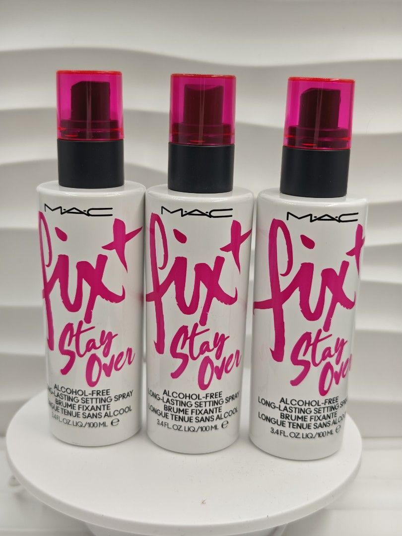 MAC FIX IT SETTING SPRAY (Category: Makeup) located in Rizal. Submitted by wiseowl_765825 (Listing ID 1437747741, Image 1). Description: MAC fix it setting spray full size unbox.