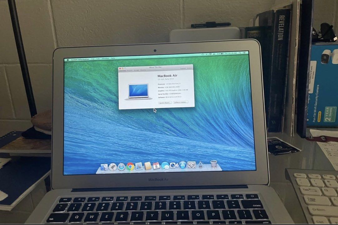 MacBook Air 13-inch (Early 2014) (Category: Laptops & Notebooks) located in Manila. Submitted by apextradinglimited (Listing ID 1437700427, Image 2). Description: - MacBook Air 13-inch (Early 2014) - 1.4 GHz Intel Core i5 processor - 4GB 1600 MHz DDR3 memory - Intel HD Graphics 5000 (1536 MB) - OS X 10.9.5 (13F1911).