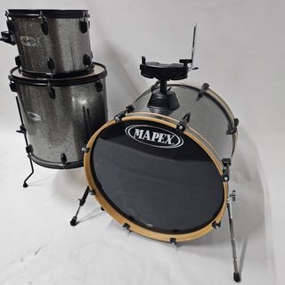 (Category: ) located in . Submitted by drummersboutique (Listing ID 1437582419, Image 1). Description: .