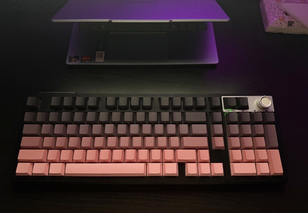 Mechanical Keyboard with RGB Lighting453335099051223044